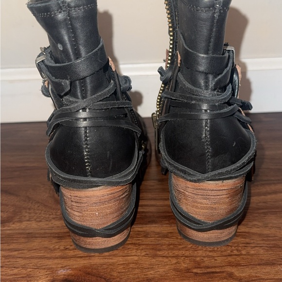 Freebird Crue Women’s size 9 like new! - Picture 3 of 6